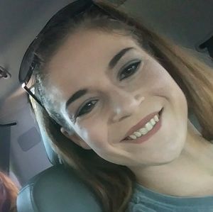 Meet your Posher, Kara